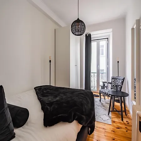 Daire Akicity Arroios Golden *