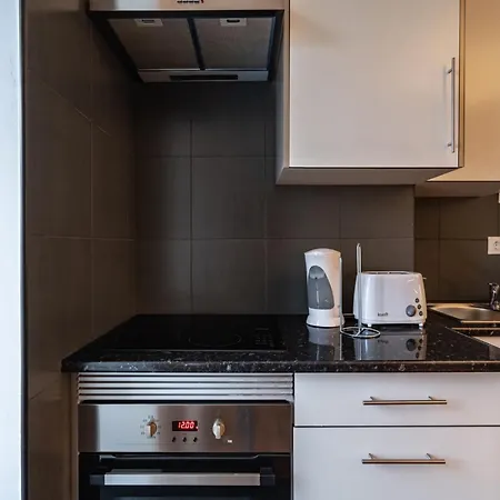 Akicity Arroios Golden Apartman *